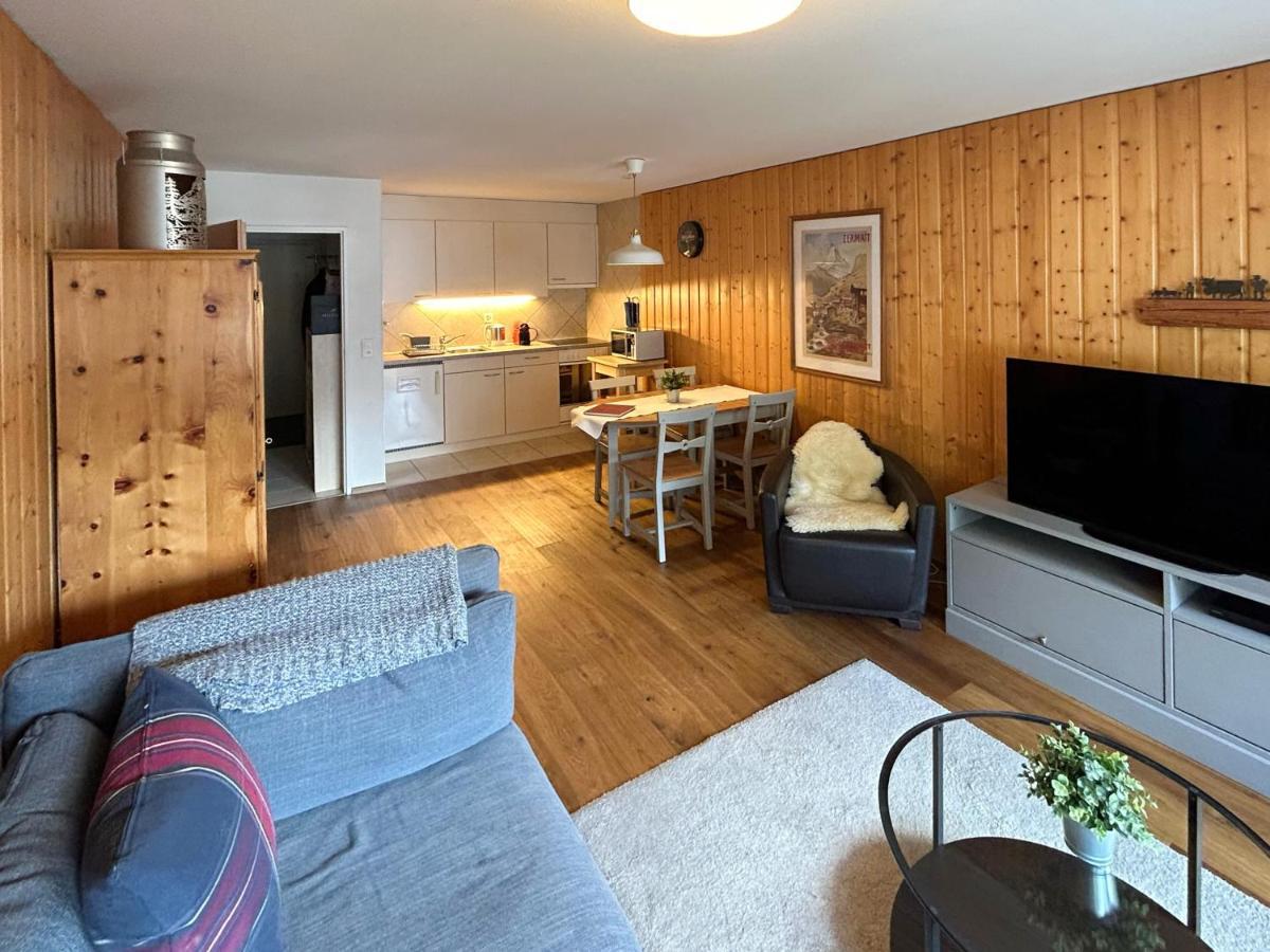 Beautiful Apartment In Zermatt With A Breathtaking View Of The Matterhorn Exterior photo