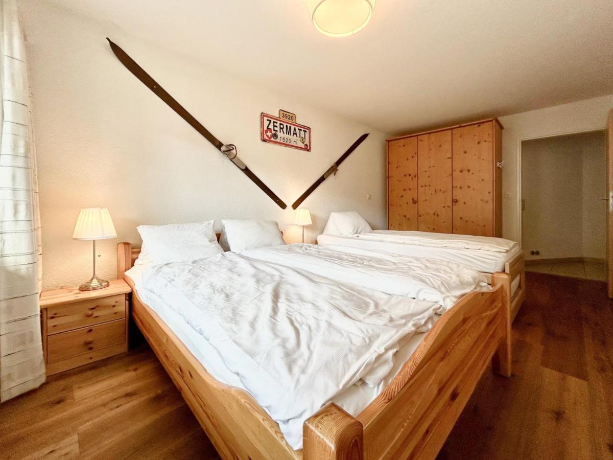 Beautiful Apartment In Zermatt With A Breathtaking View Of The Matterhorn Exterior photo